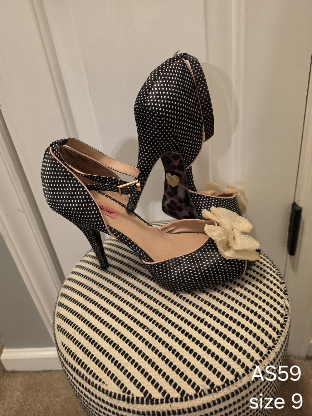 Betsy Johnson Polka Dot Peep-Toe Heels with Cream Bow - Size 9
